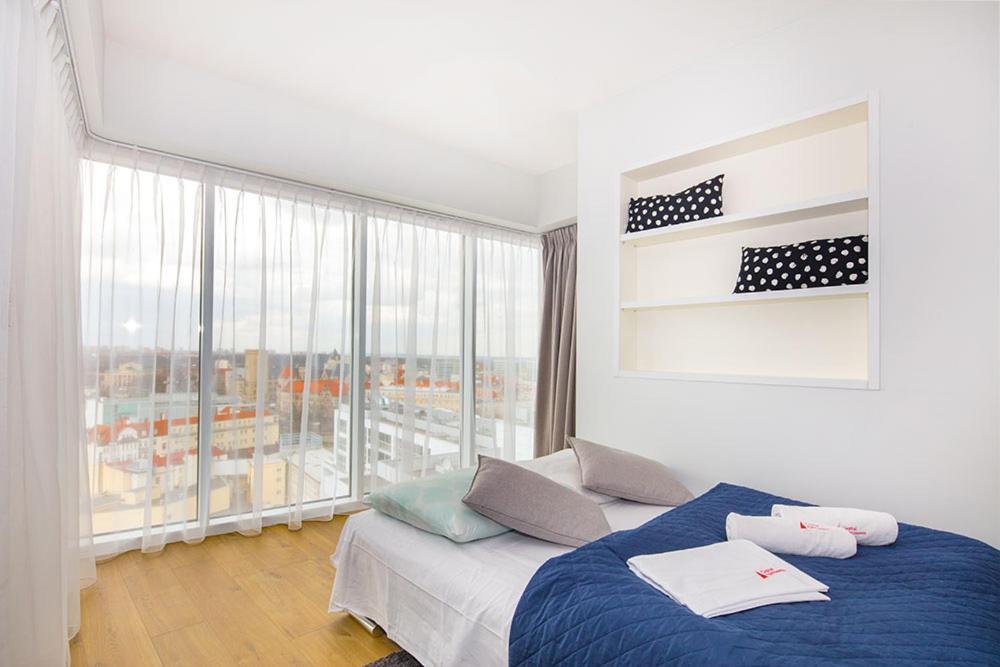 Capital Apartments - Towarowa Познань Екстер'єр фото