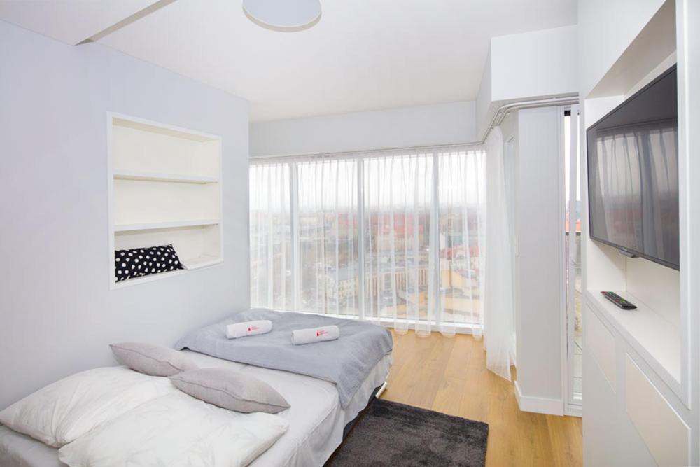 Capital Apartments - Towarowa Познань Екстер'єр фото
