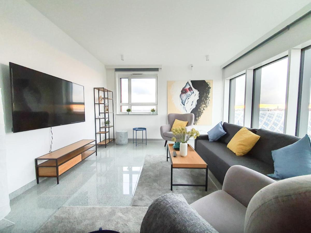 Capital Apartments - Towarowa Познань Екстер'єр фото