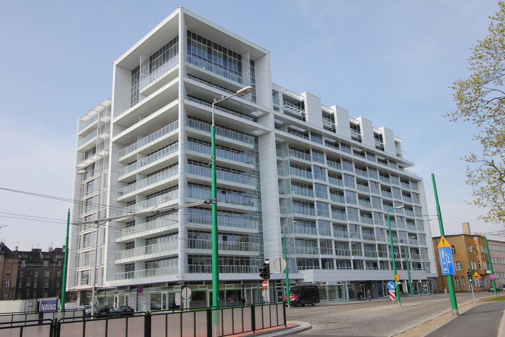 Capital Apartments - Towarowa Познань Екстер'єр фото