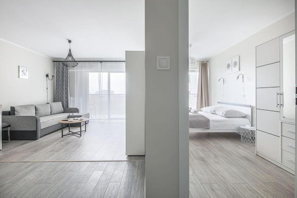 Capital Apartments - Towarowa Познань Екстер'єр фото